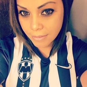 Meet your Posher, Imelda